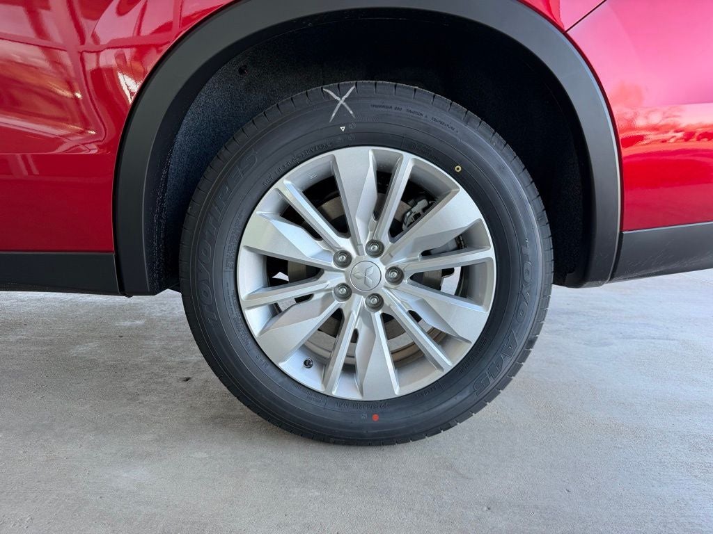 2026 Mitsubishi Outlander ES