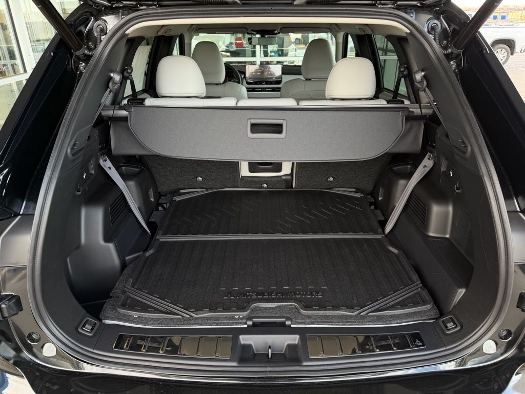 2026 Mitsubishi Outlander SE