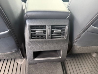 2026 Mitsubishi Outlander Base