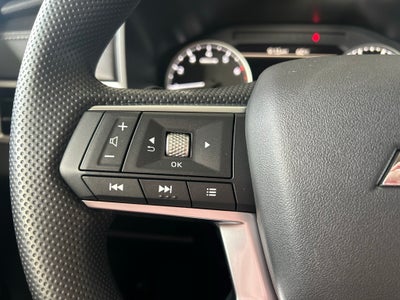 2025 Mitsubishi Outlander ES