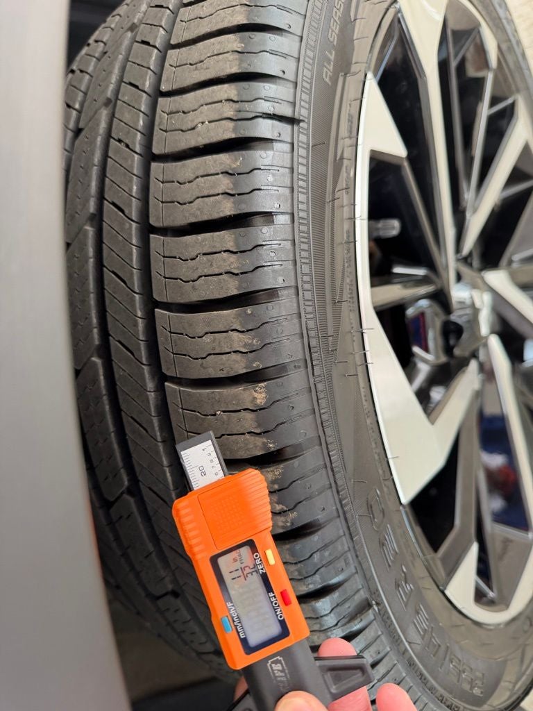 2022 Mitsubishi Outlander Base