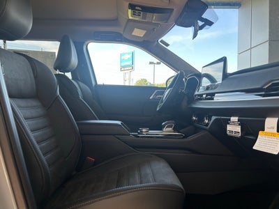 2025 Mitsubishi Outlander Trail Edition