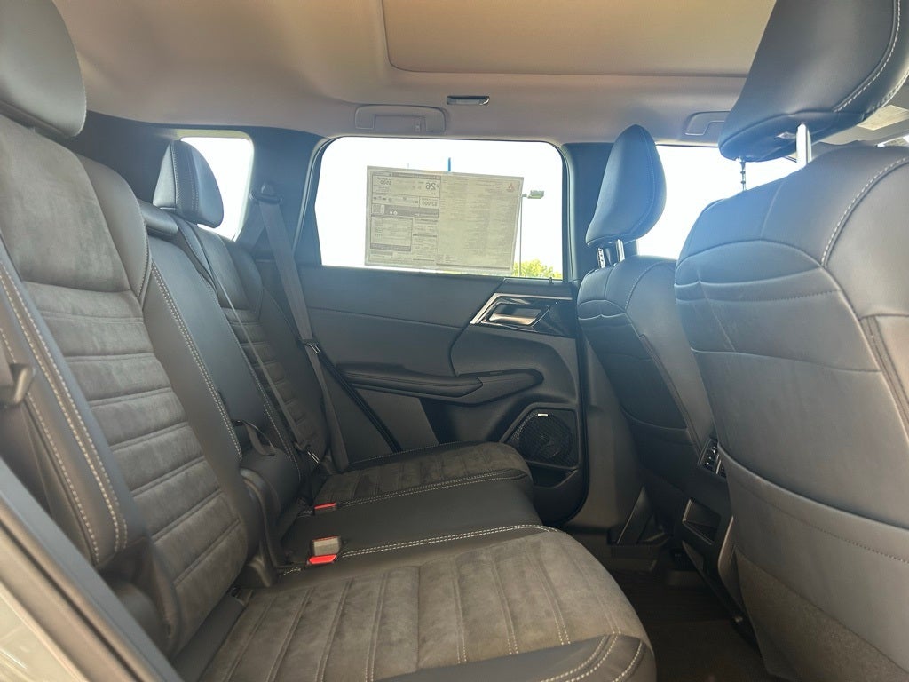 2025 Mitsubishi Outlander Trail Edition