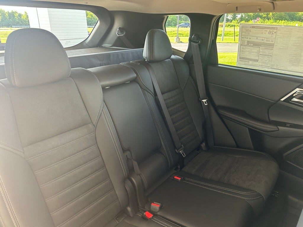 2025 Mitsubishi Outlander Trail Edition