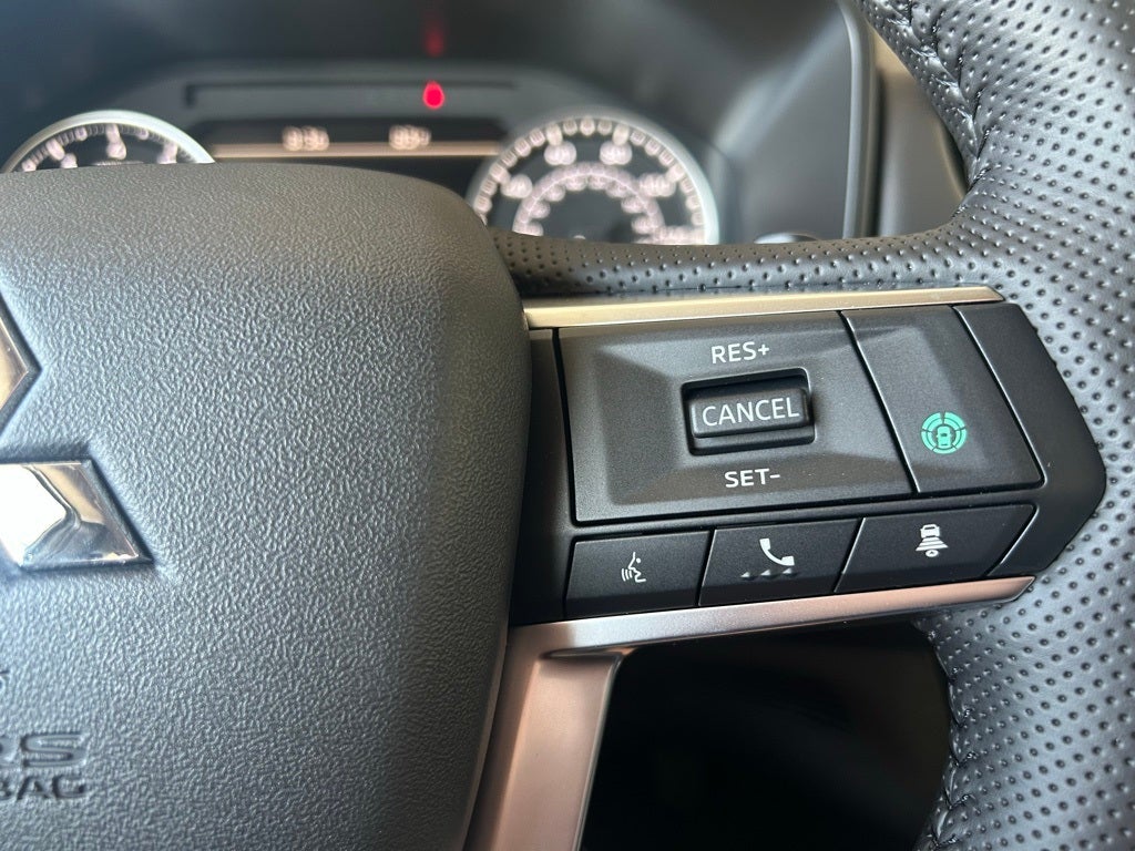 2025 Mitsubishi Outlander Trail Edition