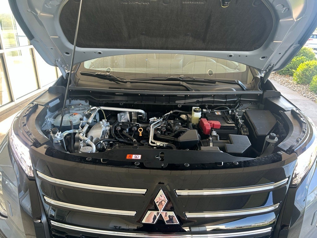 2025 Mitsubishi Outlander Trail Edition