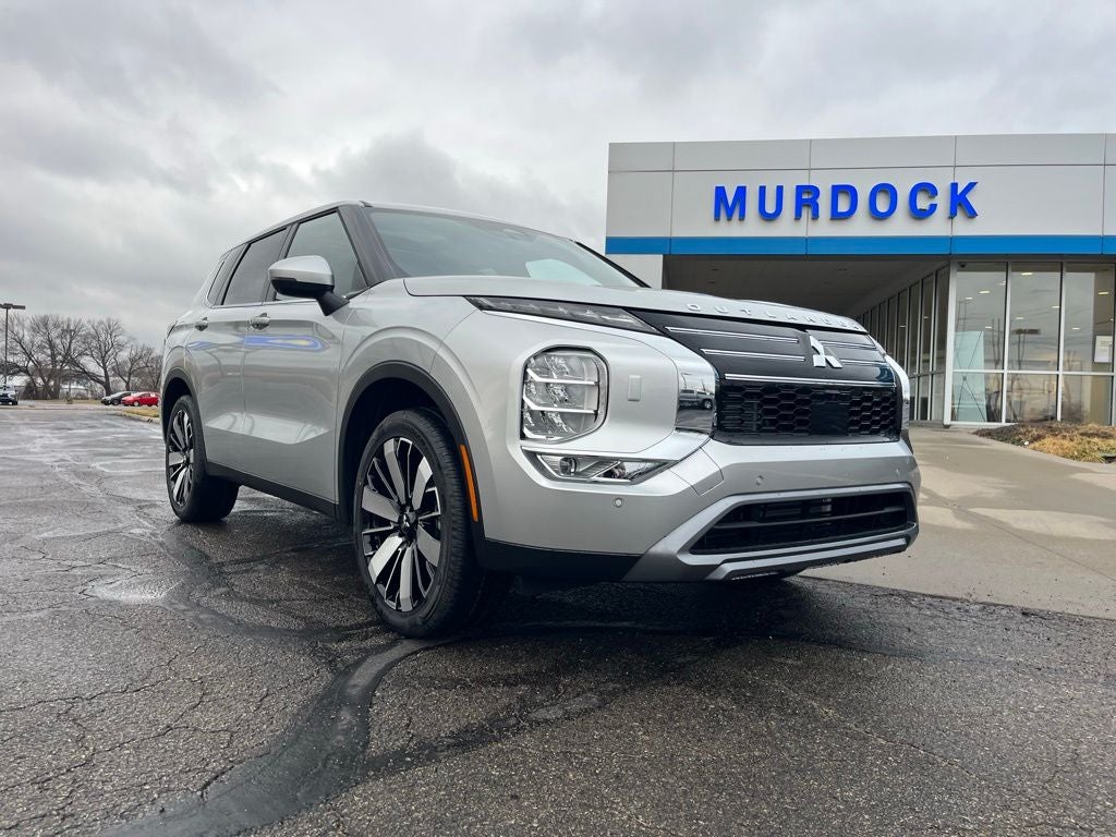 2026 Mitsubishi Outlander SE