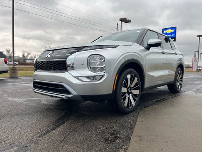 2026 Mitsubishi Outlander SE