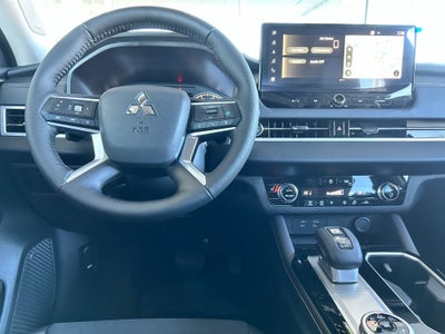 2026 Mitsubishi Outlander Trail Edition