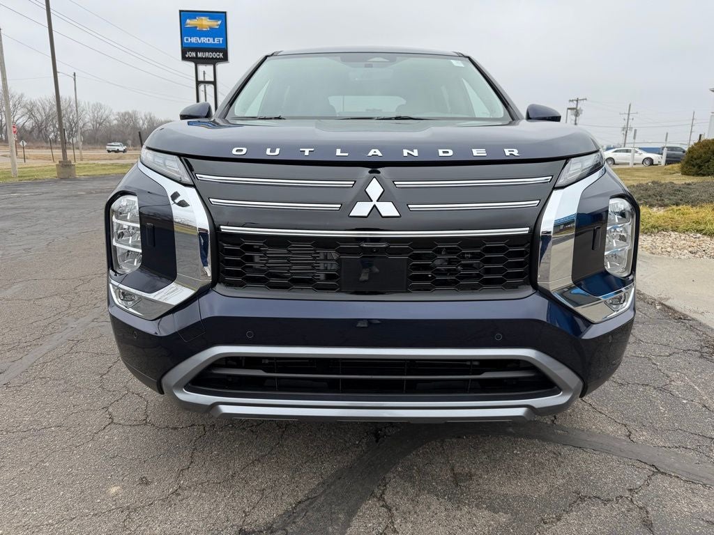 2026 Mitsubishi Outlander SE