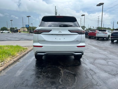 2025 Mitsubishi Outlander SEL