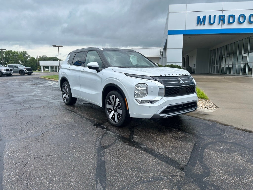 2025 Mitsubishi Outlander SEL