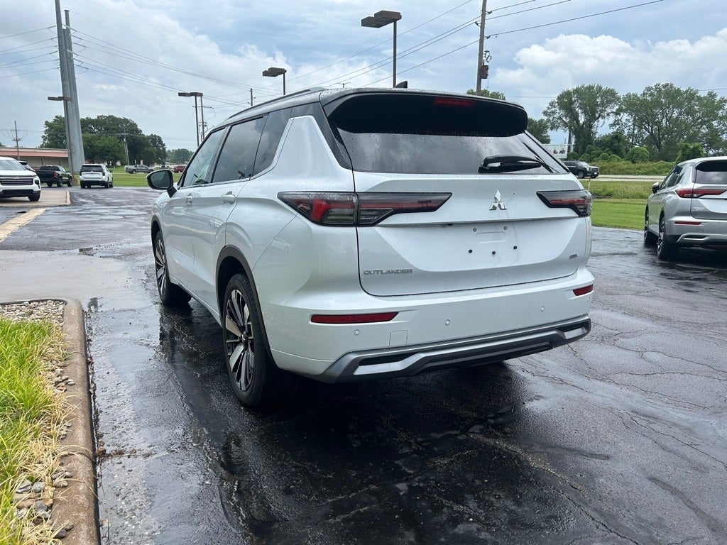 2025 Mitsubishi Outlander SEL