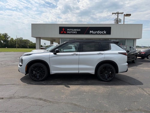 2026 Mitsubishi Outlander Base