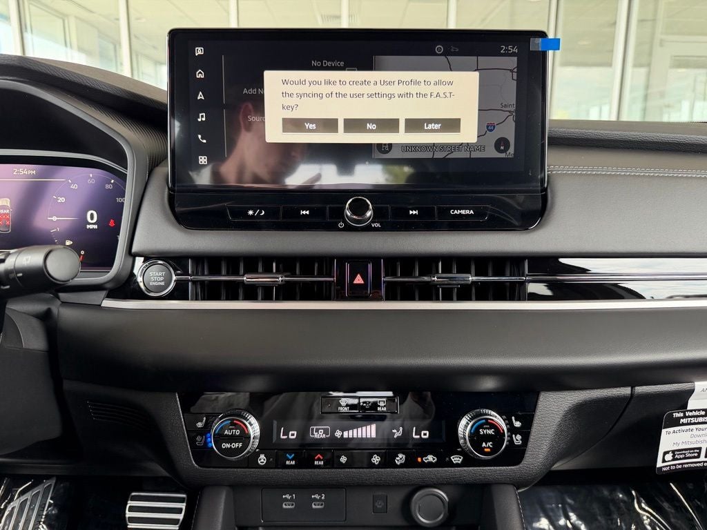 2026 Mitsubishi Outlander Base