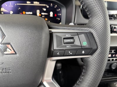 2026 Mitsubishi Outlander Base