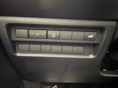 2026 Mitsubishi Outlander Base