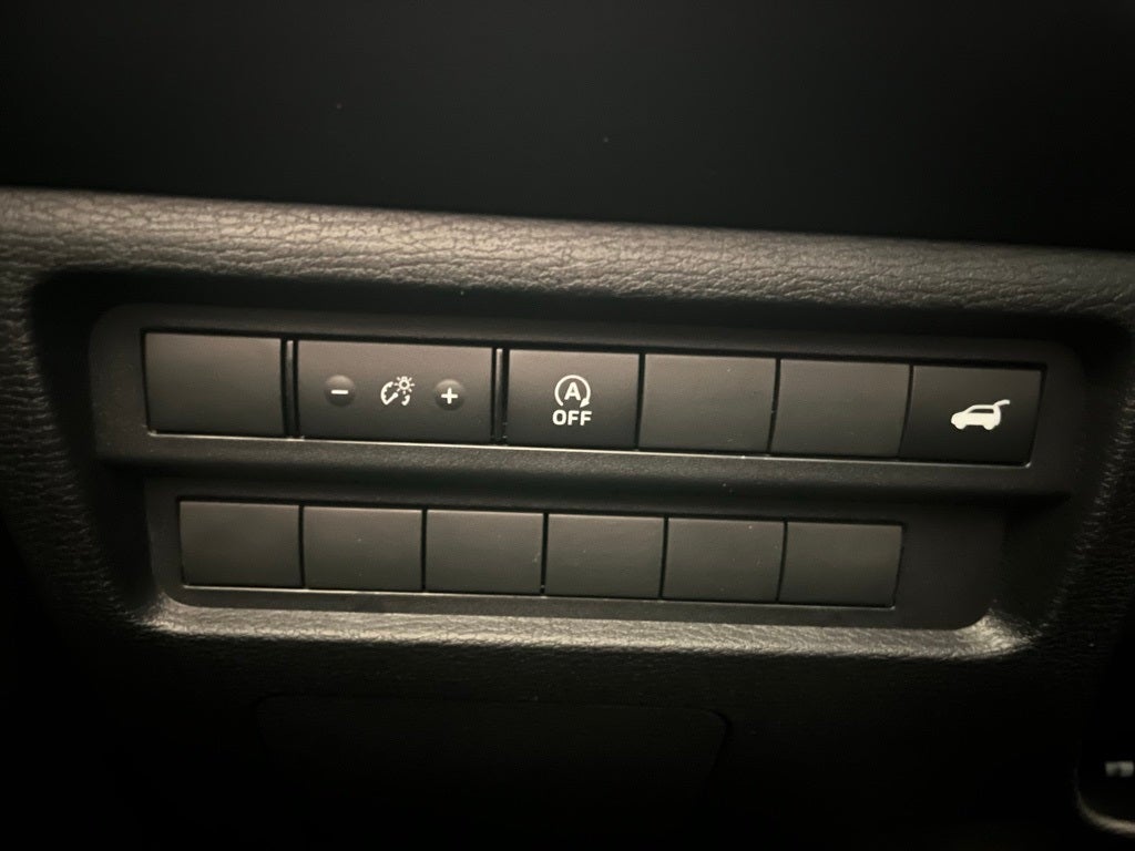 2026 Mitsubishi Outlander Base