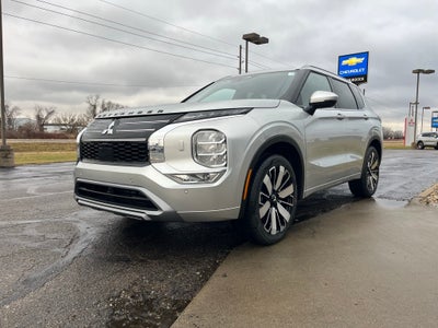 2026 Mitsubishi Outlander Base