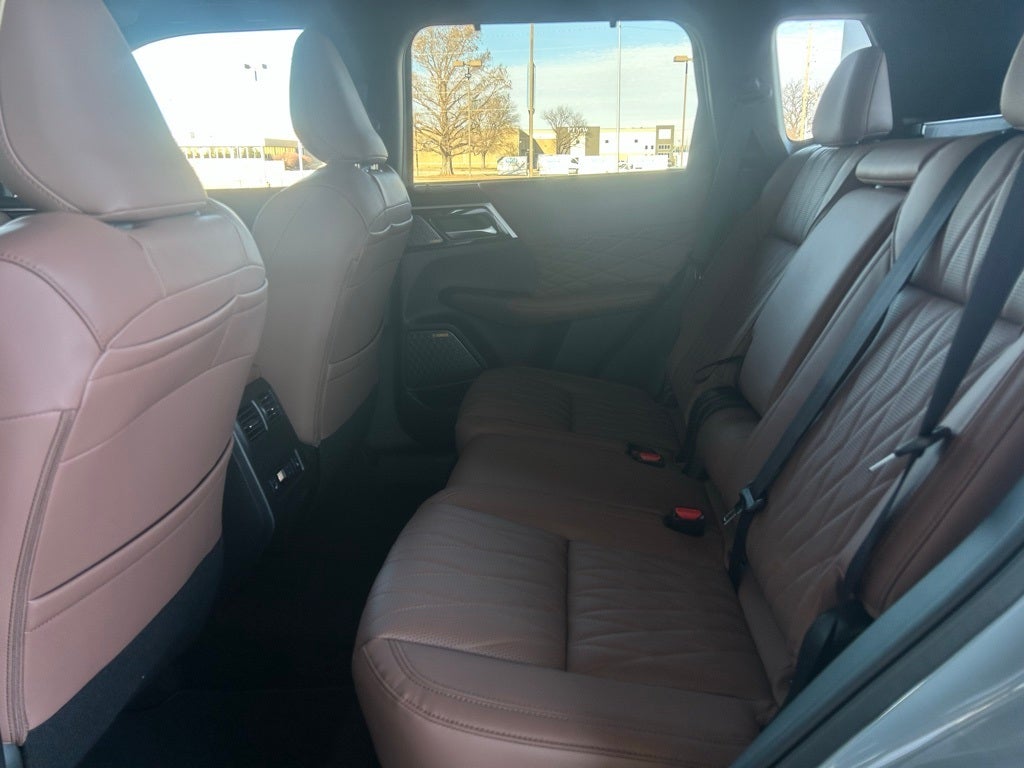 2026 Mitsubishi Outlander Base