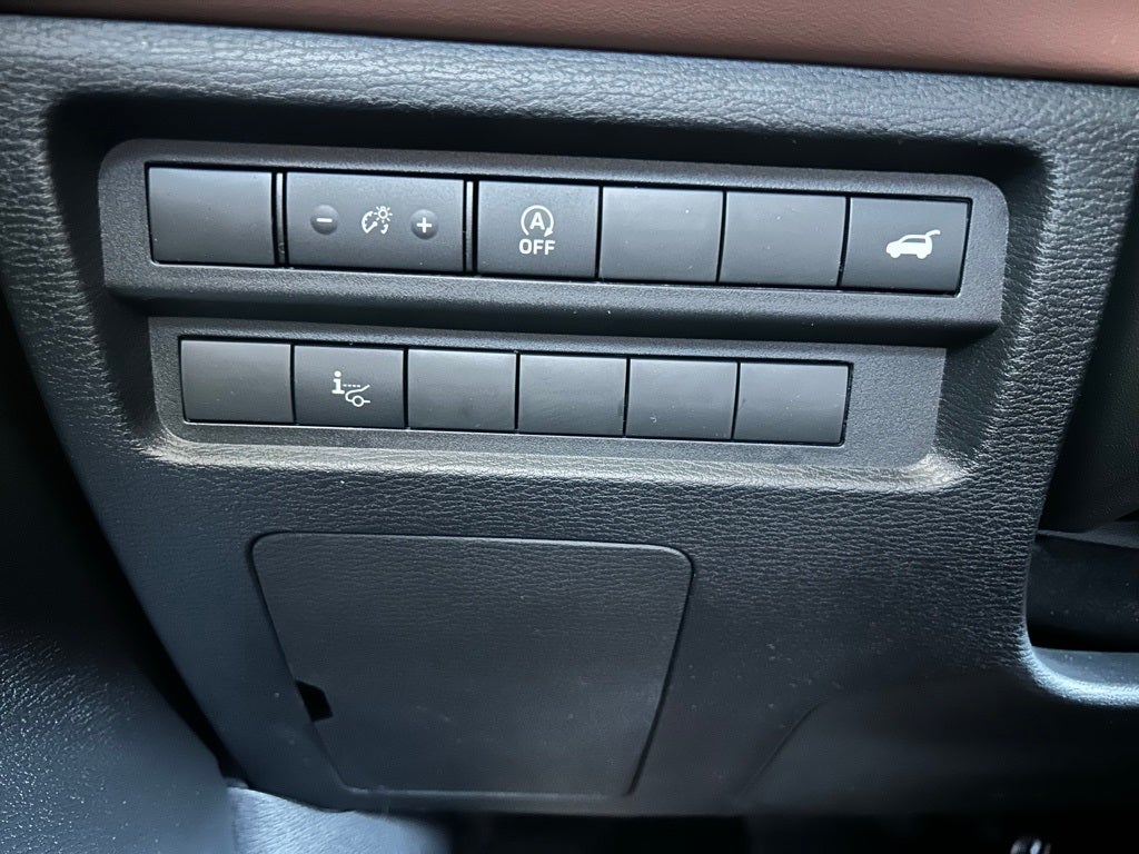 2026 Mitsubishi Outlander Base