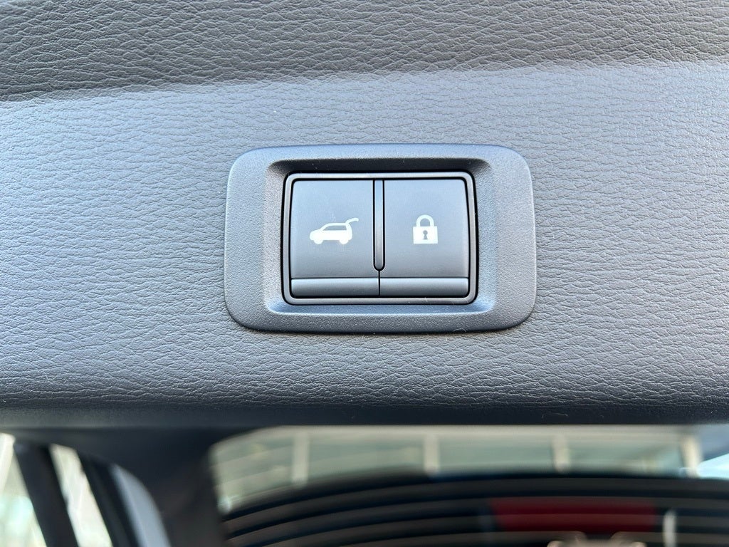 2026 Mitsubishi Outlander Base