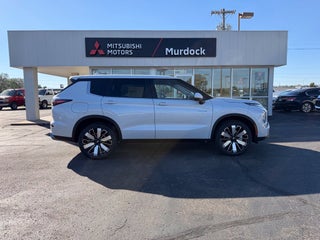 2026 Mitsubishi Outlander Plug-In Hybrid SE