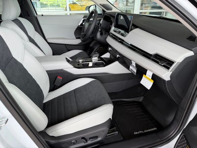 2026 Mitsubishi Outlander Plug-In Hybrid SE