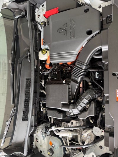 2026 Mitsubishi Outlander Plug-In Hybrid SE