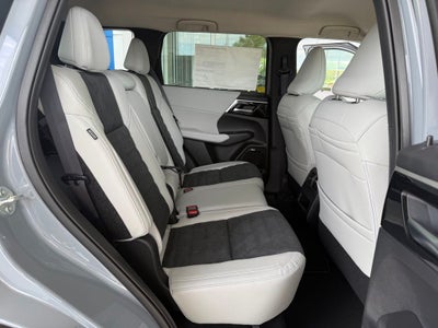 2026 Mitsubishi Outlander Plug-In Hybrid SE