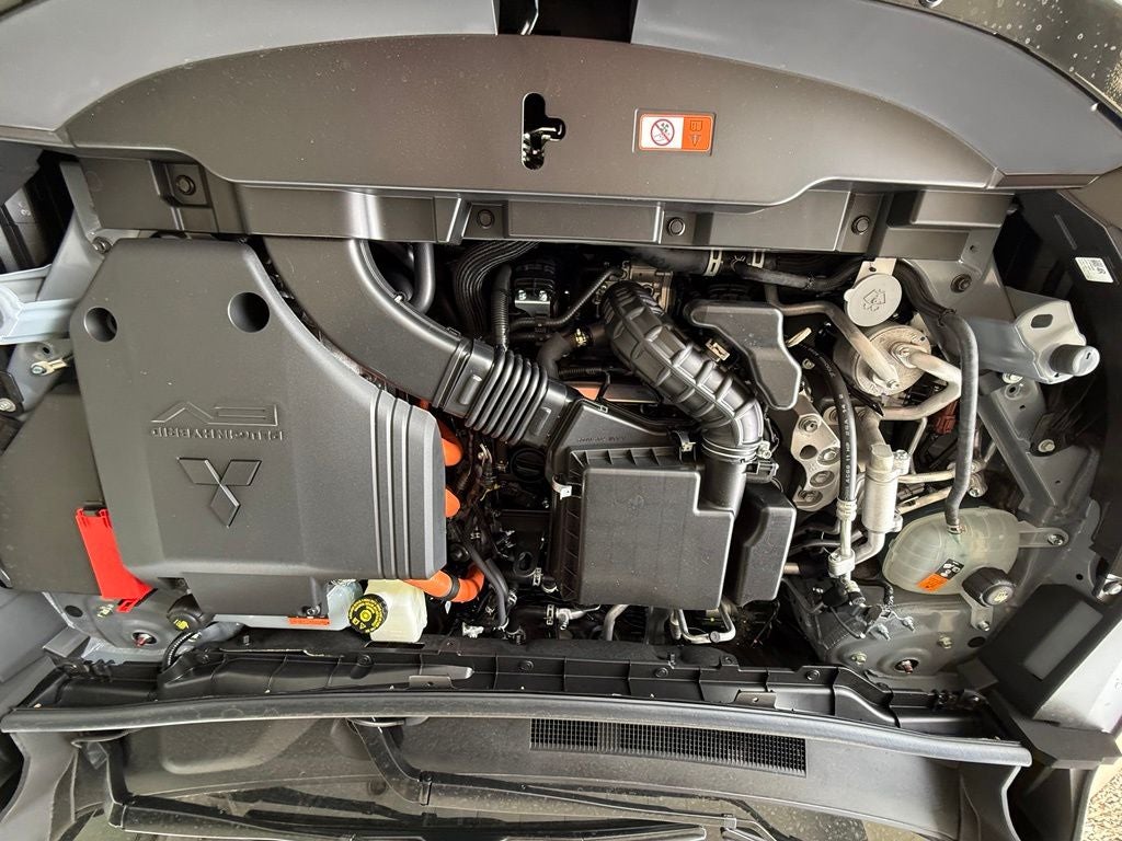 2026 Mitsubishi Outlander Plug-In Hybrid SE
