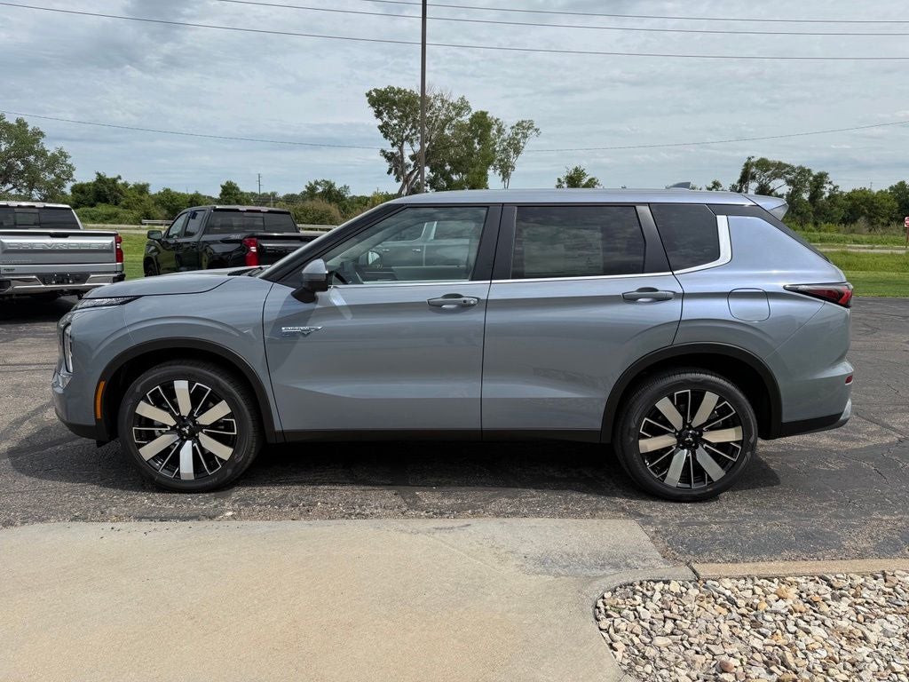 2026 Mitsubishi Outlander Plug-In Hybrid SE