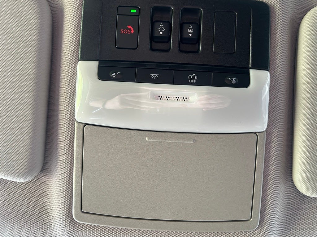 2025 Mitsubishi Outlander Plug-In Hybrid SE