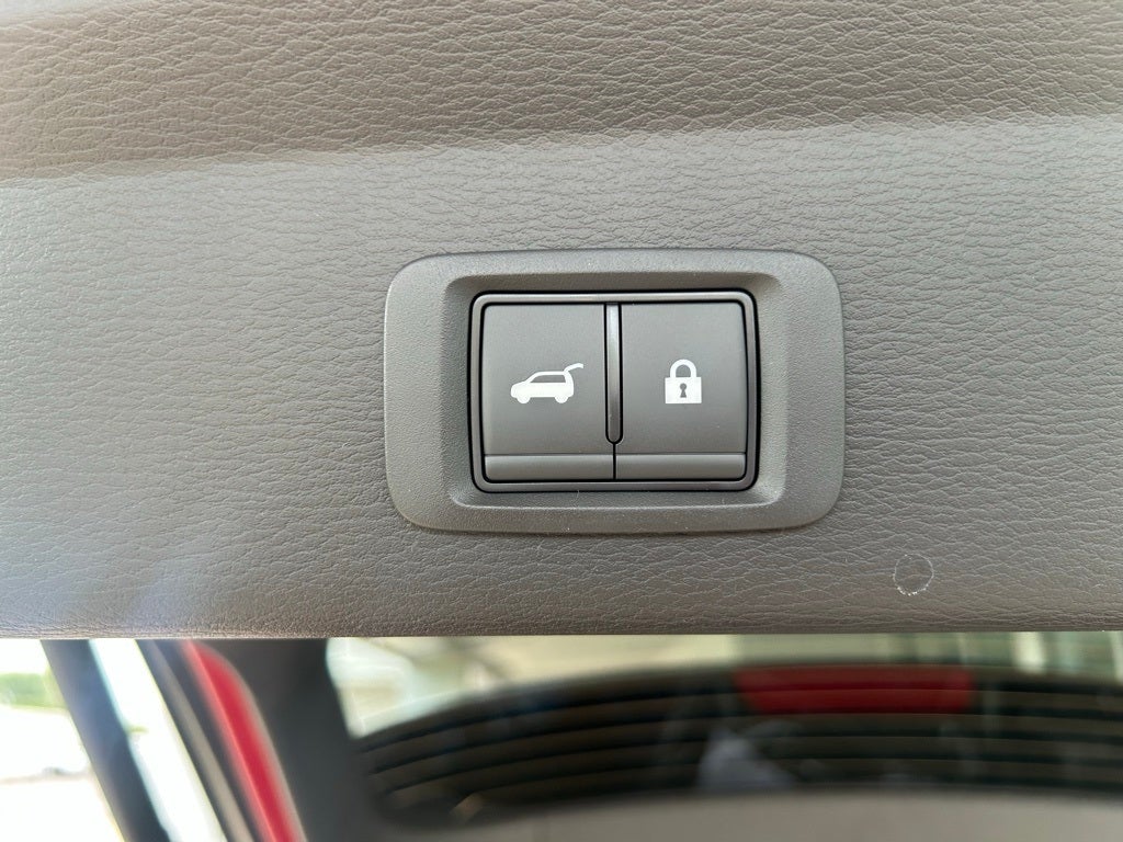 2025 Mitsubishi Outlander Plug-In Hybrid SE