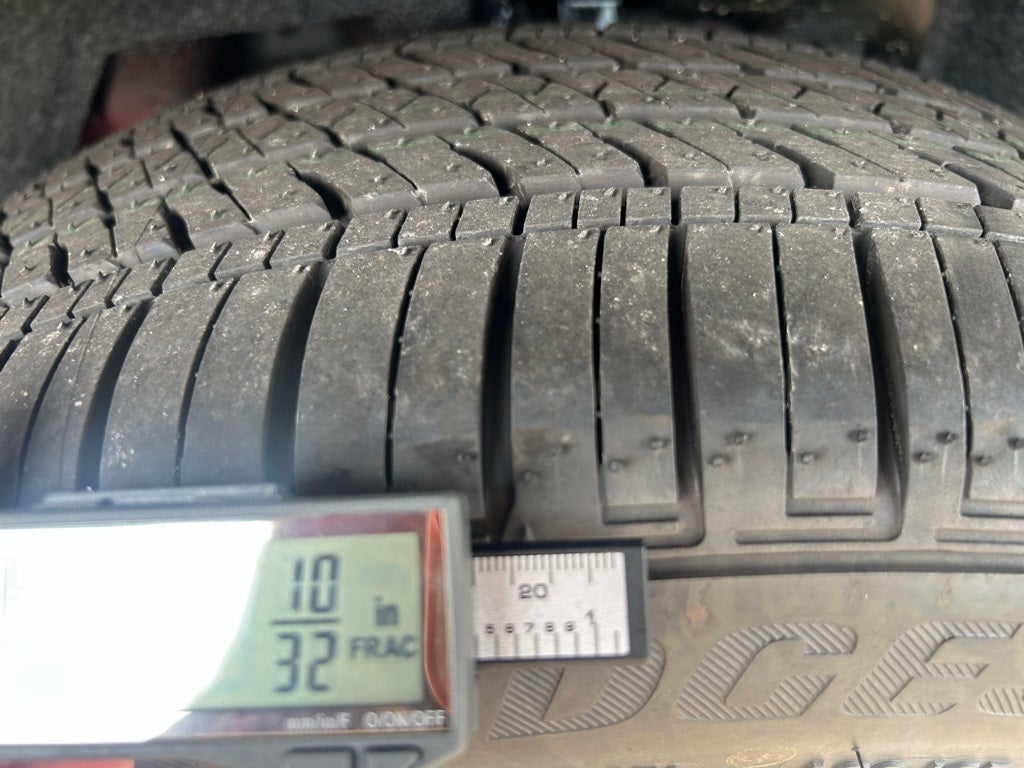 2025 Mitsubishi Outlander Plug-In Hybrid SE