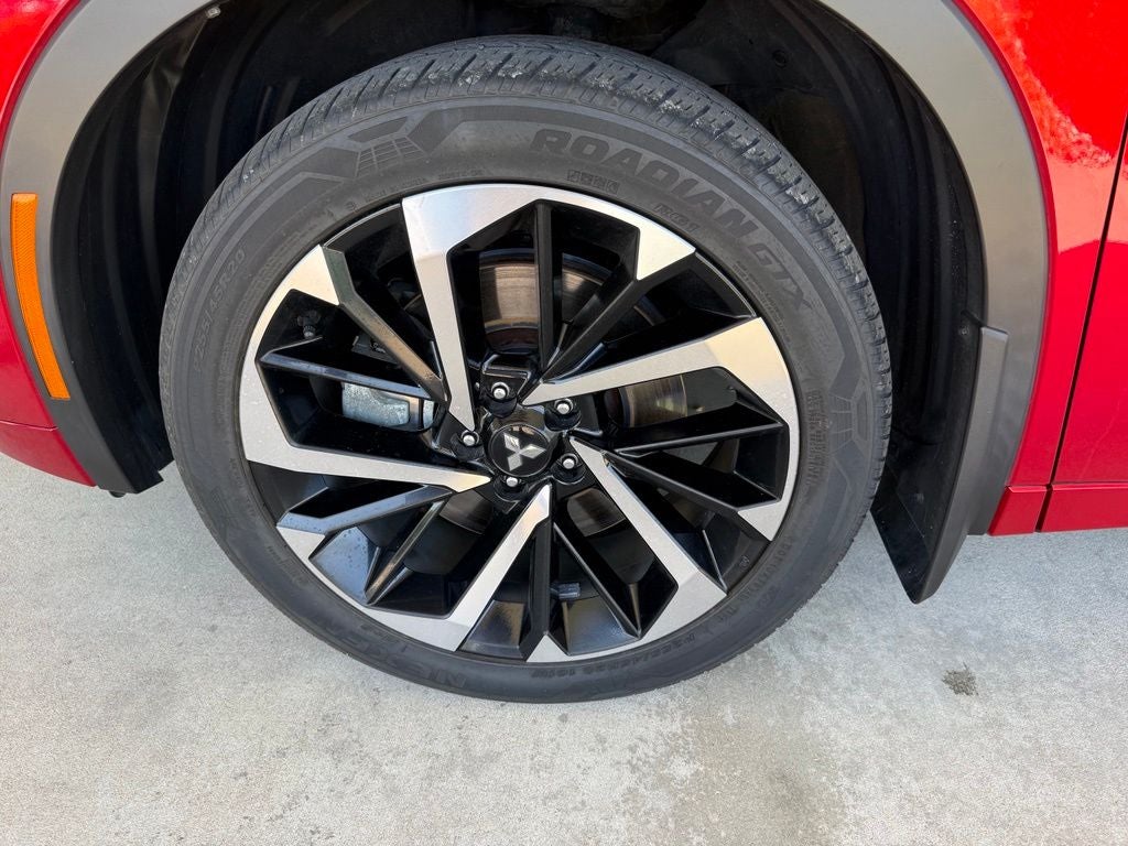 2023 Mitsubishi Outlander PHEV Base