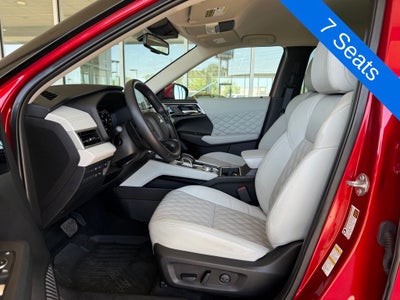 2023 Mitsubishi Outlander PHEV Base