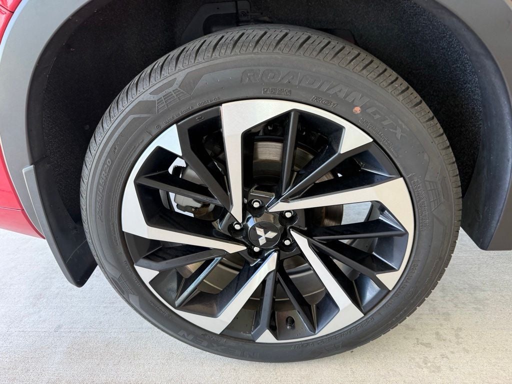 2023 Mitsubishi Outlander PHEV Base