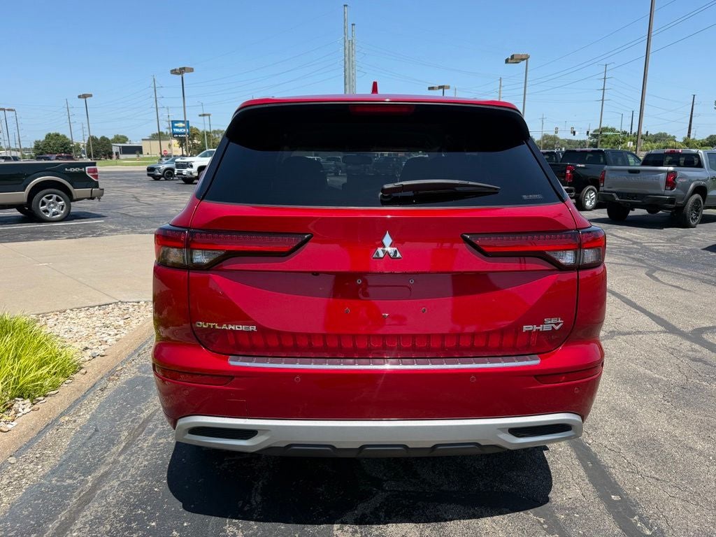 2023 Mitsubishi Outlander PHEV Base