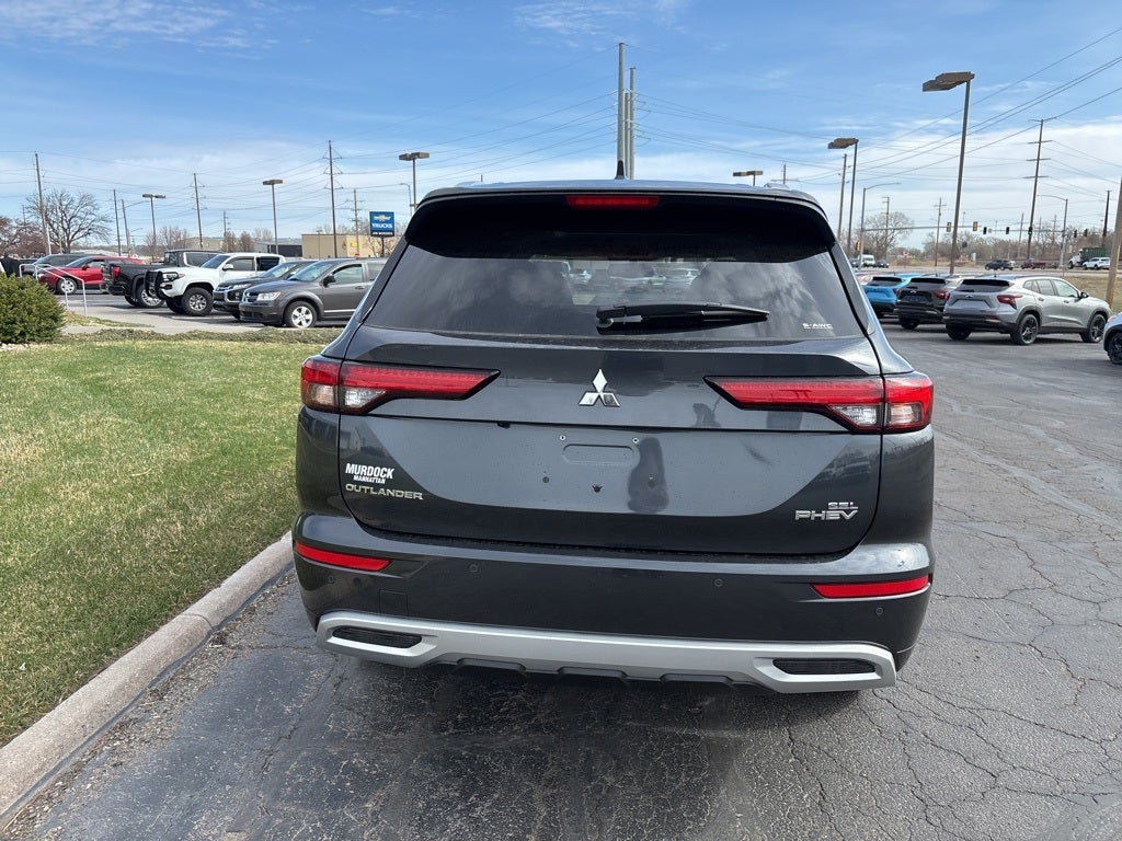 2025 Mitsubishi Outlander Plug-In Hybrid SEL