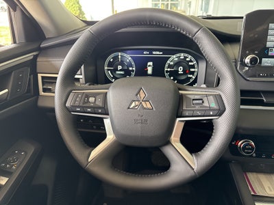 2025 Mitsubishi Outlander Plug-In Hybrid SEL