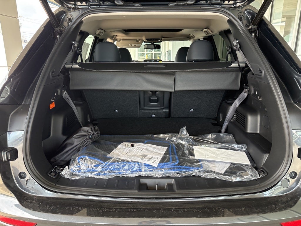 2025 Mitsubishi Outlander Plug-In Hybrid SEL