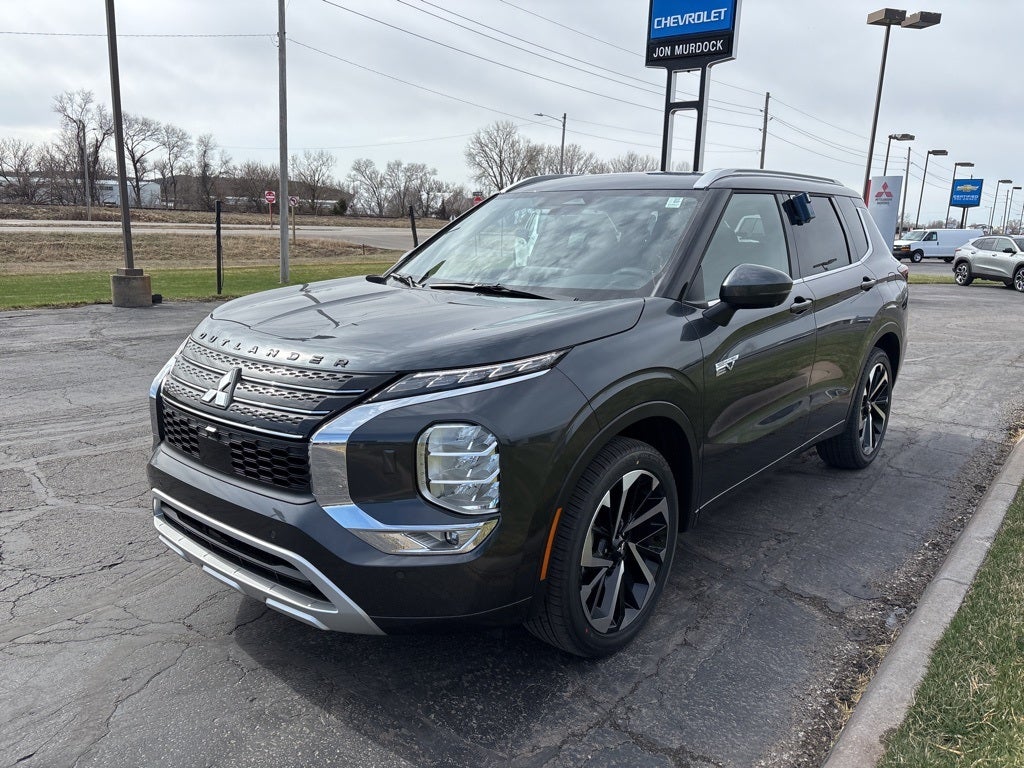 2025 Mitsubishi Outlander Plug-In Hybrid SEL