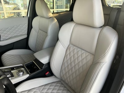 2025 Mitsubishi Outlander Plug-In Hybrid SEL