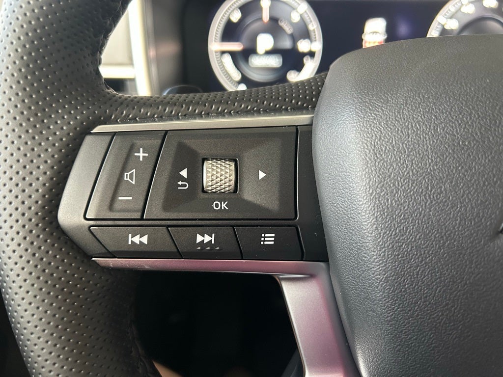 2025 Mitsubishi Outlander Plug-In Hybrid SEL