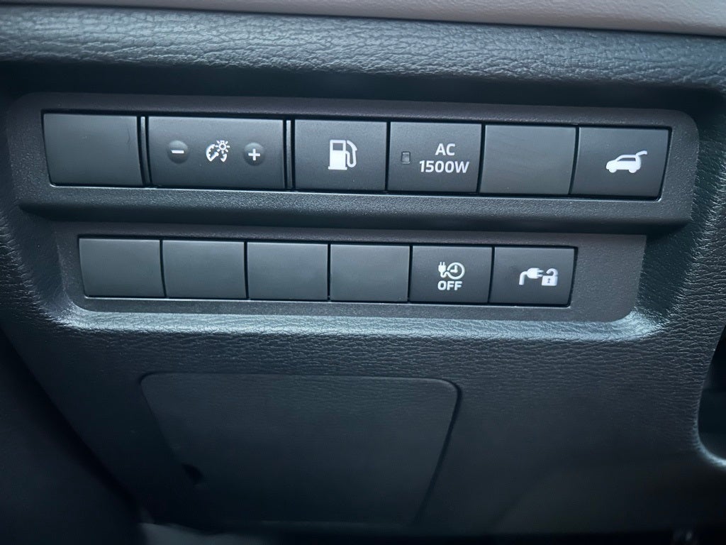 2025 Mitsubishi Outlander Plug-In Hybrid SEL