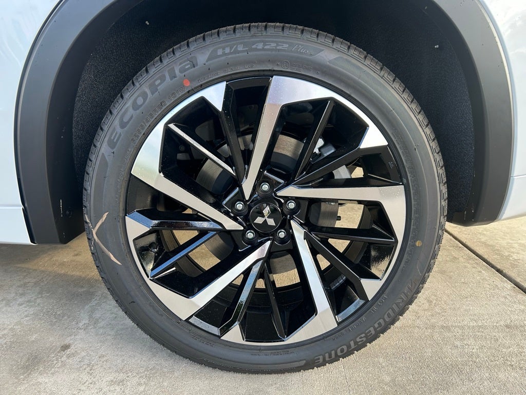 2025 Mitsubishi Outlander Plug-In Hybrid SEL