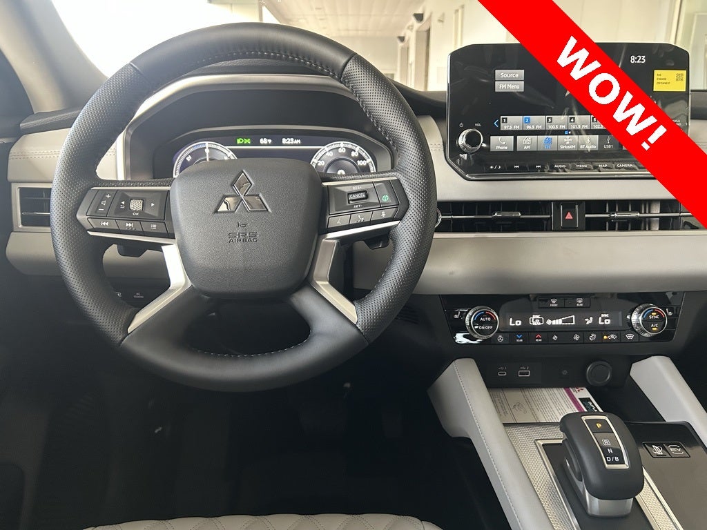 2025 Mitsubishi Outlander Plug-In Hybrid SEL