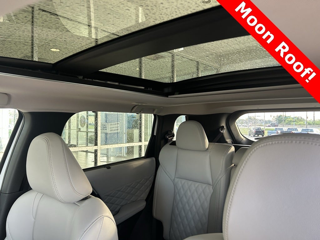 2025 Mitsubishi Outlander Plug-In Hybrid SEL