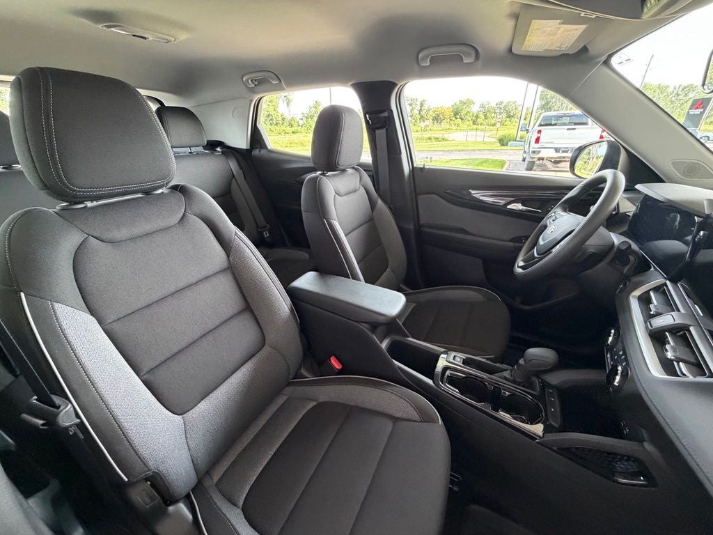 2025 Chevrolet Trailblazer LS